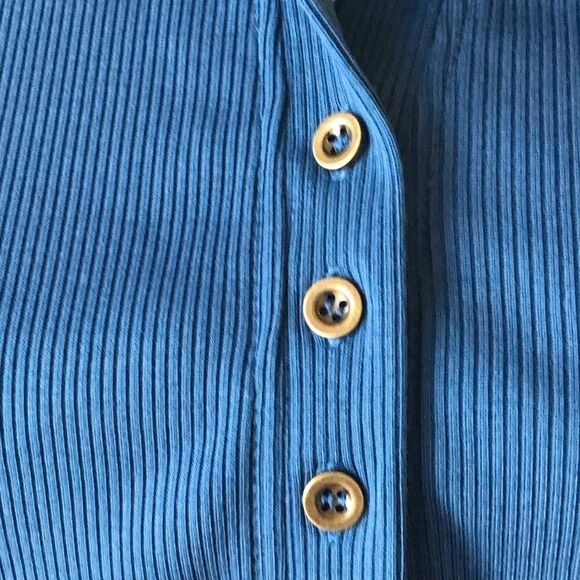 LONG Sleeve pullover sweater blue with collar NWOT - Picture 3 of 7